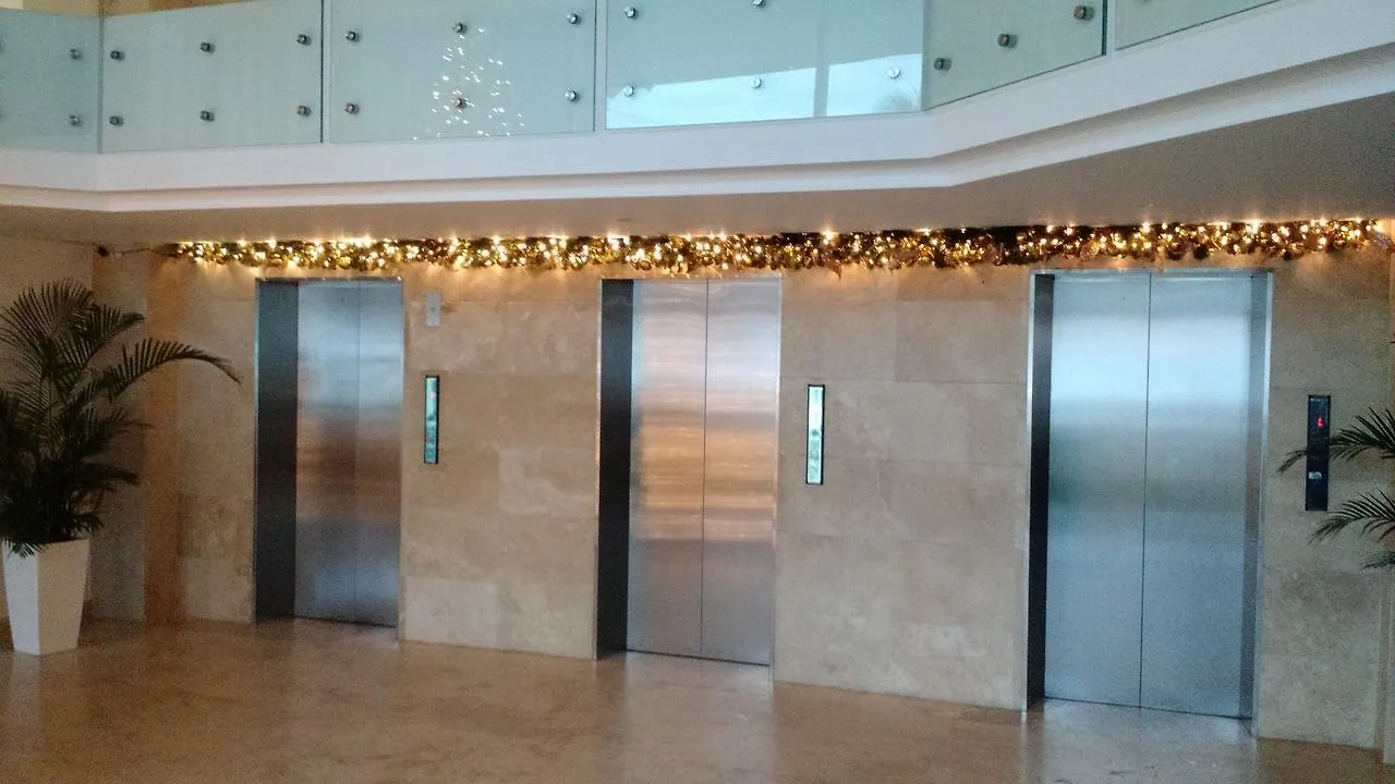 Edificio Palmetto Beach Hotel Cartagena